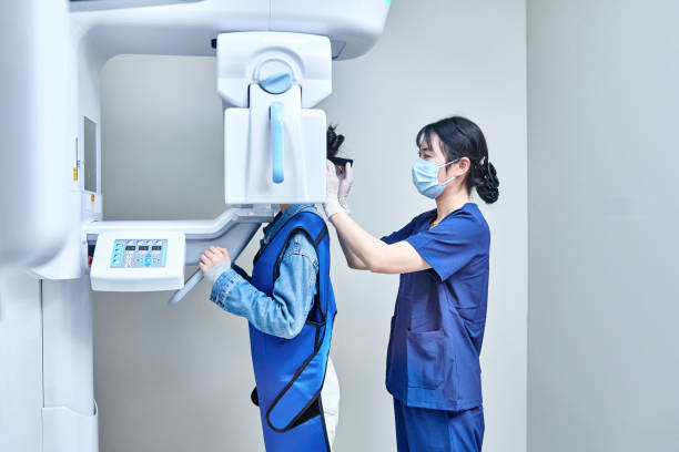 Best Emergency Care for Gum Disease in Willoughby Hills, OH